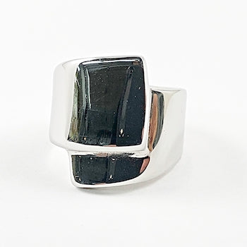 Nice Shiny Metallic Geometric Wrap Design Steel Ring